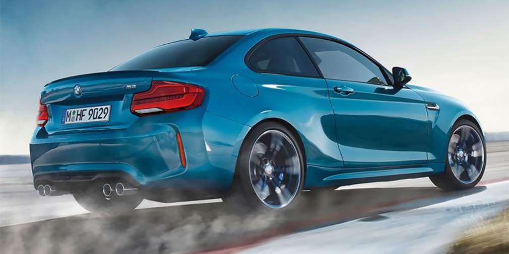 Внешность обновленного купе BMW M2 рассекретили до премьеры