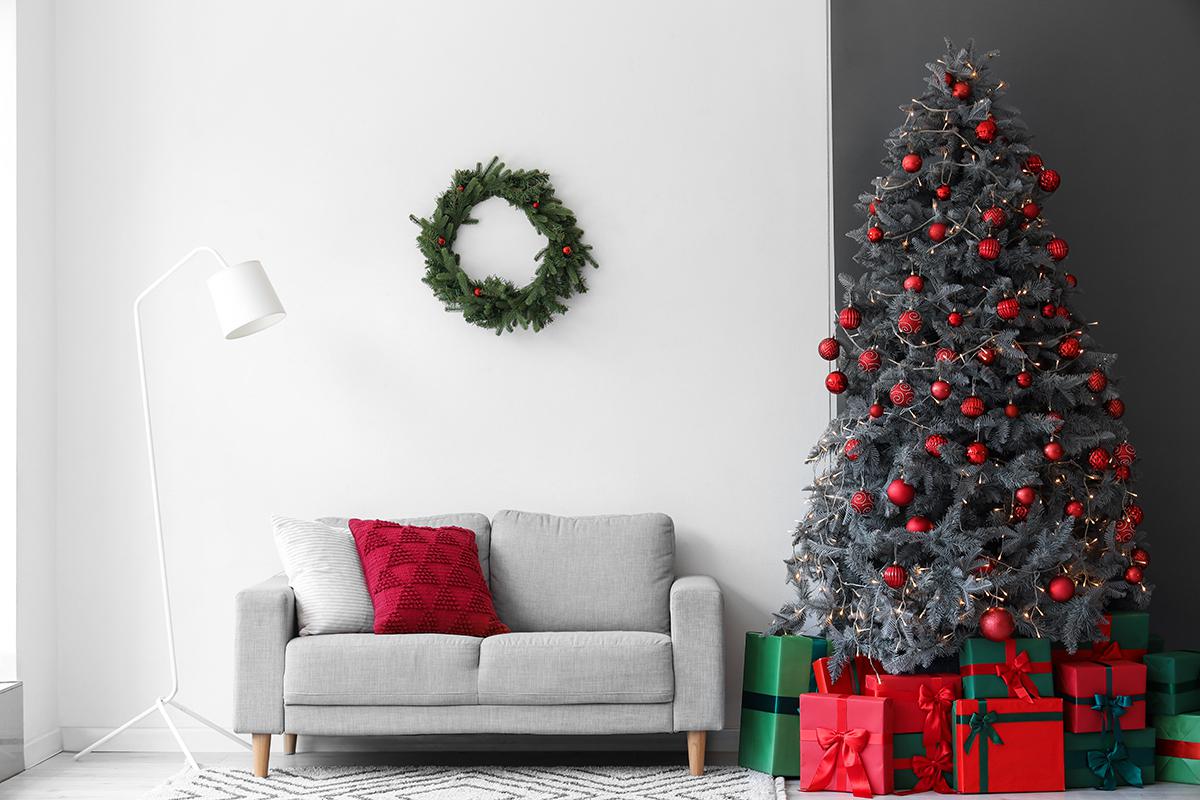 Можно сочетать шары разного диаметра, но это должны быть только шары