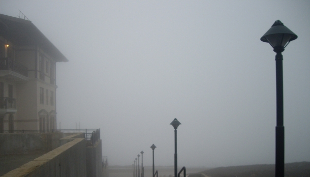 Утром в понедельник оказалось, что туман и не думает покидать Красную Поляну. 