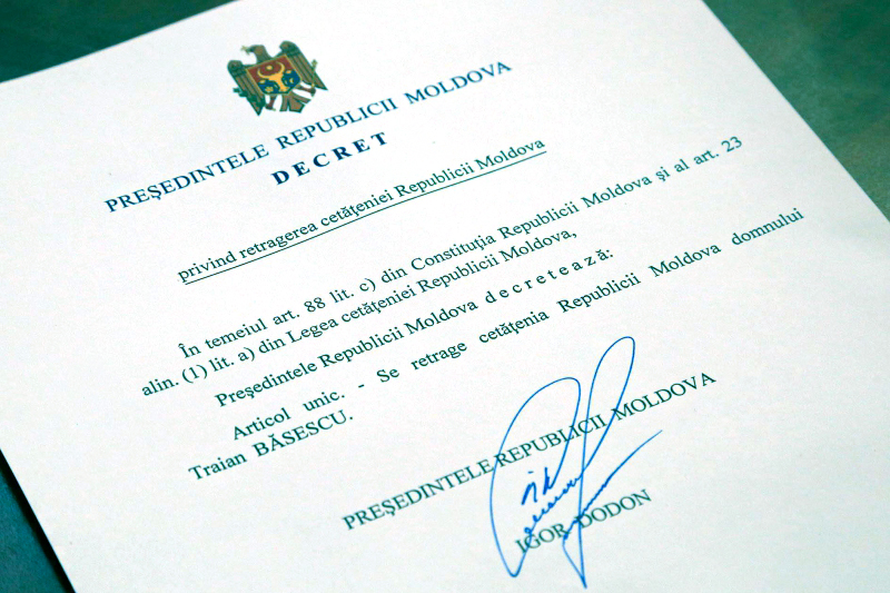 Декрет президента Молдавии о&nbsp;лишении молдавского гражданства Траяна Бэсеску

