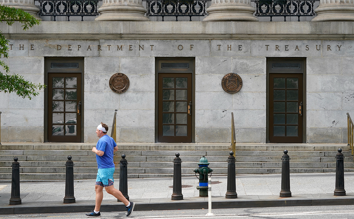 Вид на здание Министерства финансов США
