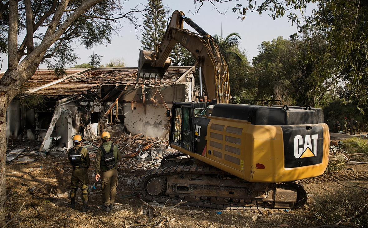 Amir Levy / Getty Images
