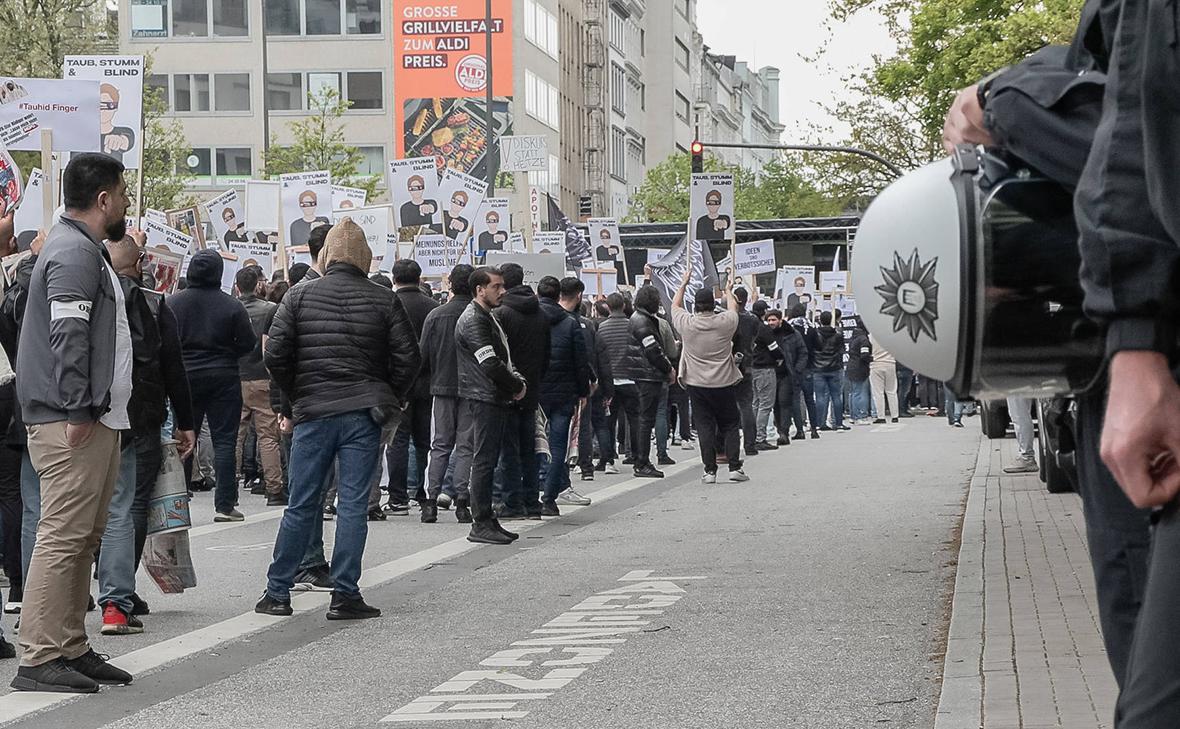 Глава МВД Германии прокомментировала демонстрацию исламистов в Гамбурге