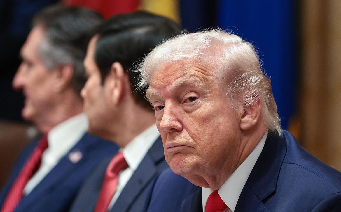 FT узнала о сомнениях в Киеве насчет слов Трампа о прекращении ударов