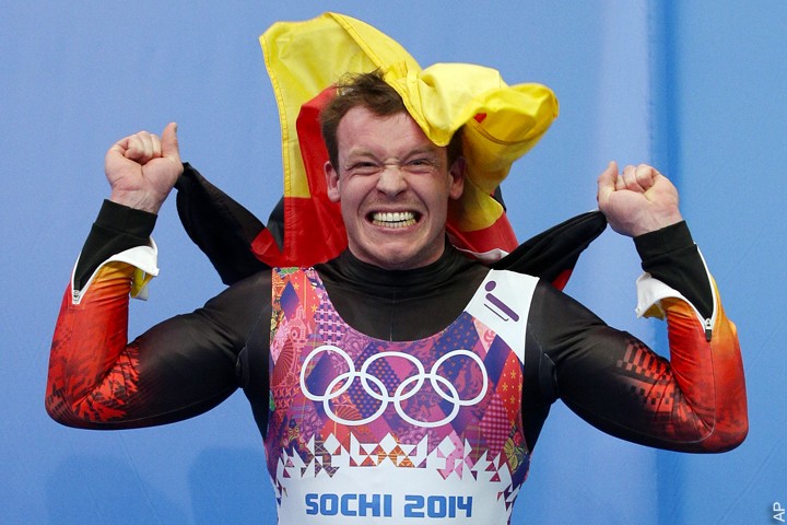Слезы и улыбки в Сочи: эмоции Олимпиады