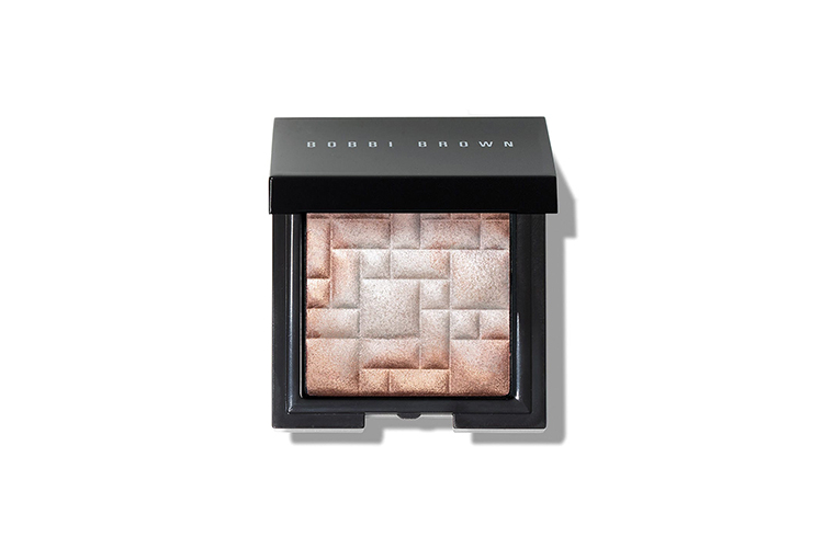 Компактная пудра для придания сияния Highlighting Powder, оттенок Pink Glow, Bobbi Brown