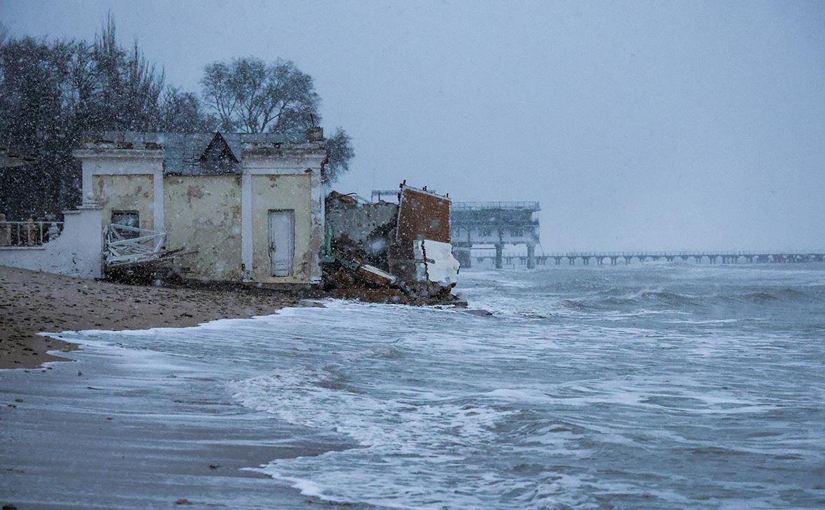 Последствия шторма в Крыму