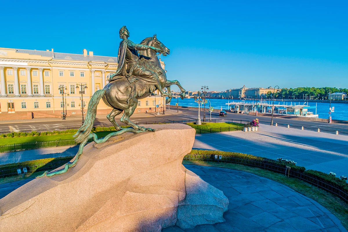 Причал у Медного всадника
