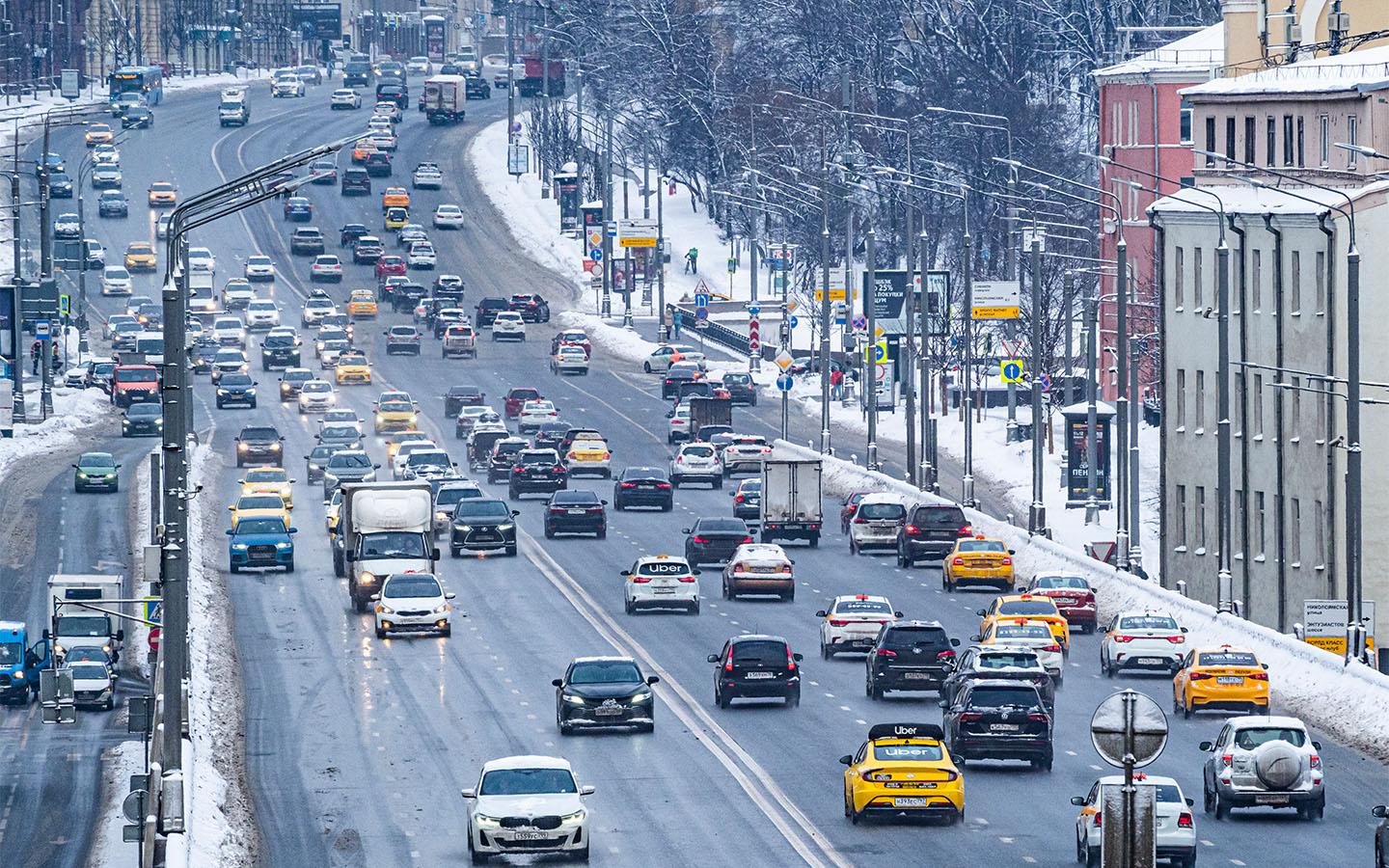 В Думе и СФ описали самые опасные схемы обмана водителей. Топ-3