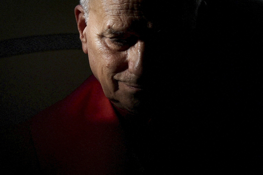 В мае на престол Ватикана взошел папа Лев XIV (в миру Роберт Фрэнсис Превост). Предыдущий папа римский Франциск в 2014 году назначил его епископом Чиклайо (Перу), а в 2023 году возвел в сан кардинала. За несколько месяцев до своей смерти Франциск возвел Превоста на высшую ступень иерархии кардиналов&nbsp;&mdash; произвел его в сан кардинала-епископа.