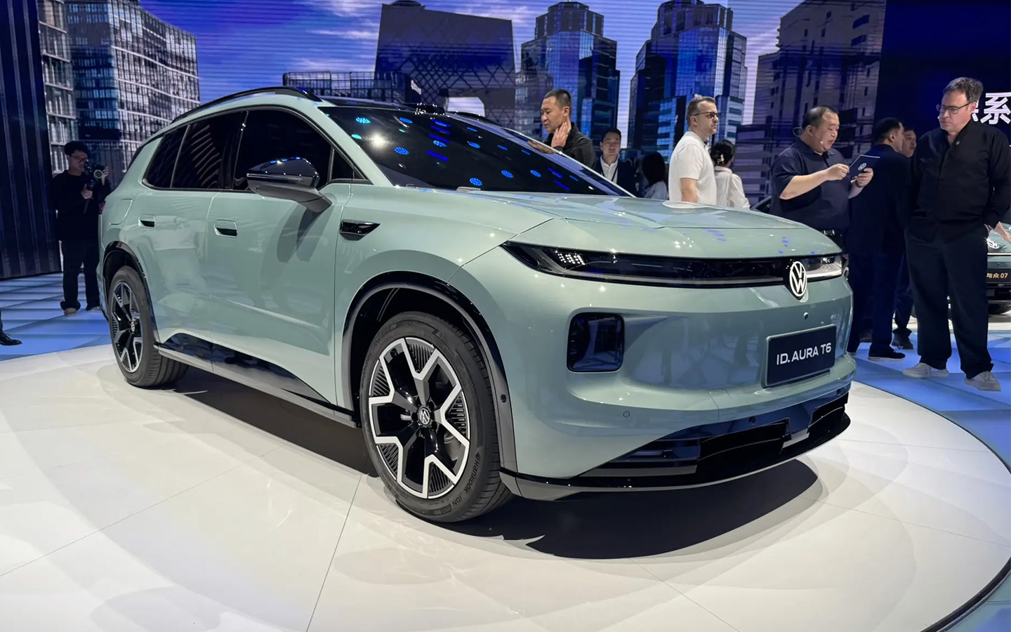 Volkswagen ID.Aura T6