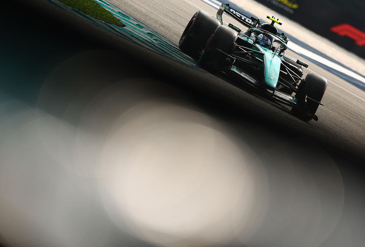Clive Mason / Getty Images