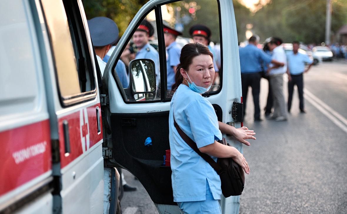 Фургон с мороженым задавил 29 детей в Киргизии