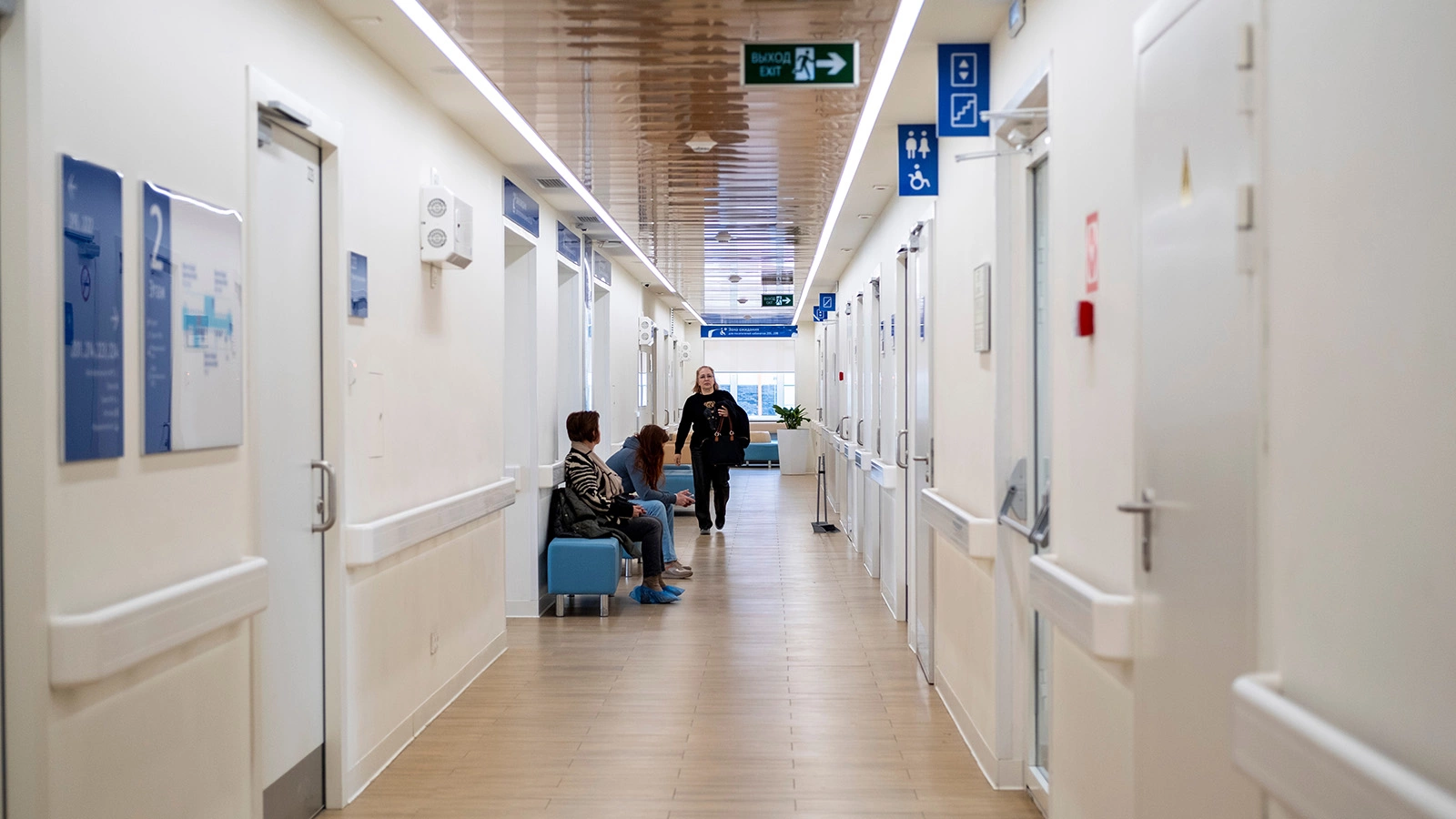 В России предложили ввести расширенный полис ОМС. В чем его особенность