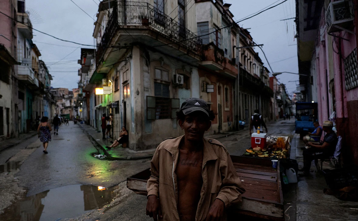 Norlys Perez / Reuters