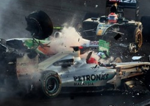 Самые запоминающиеся аварии сезона в "Формуле-1". ВИДЕО