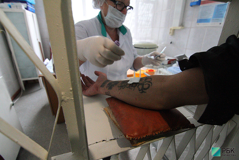 В Татарстане от коронавируса вакцинировались 2420 человек