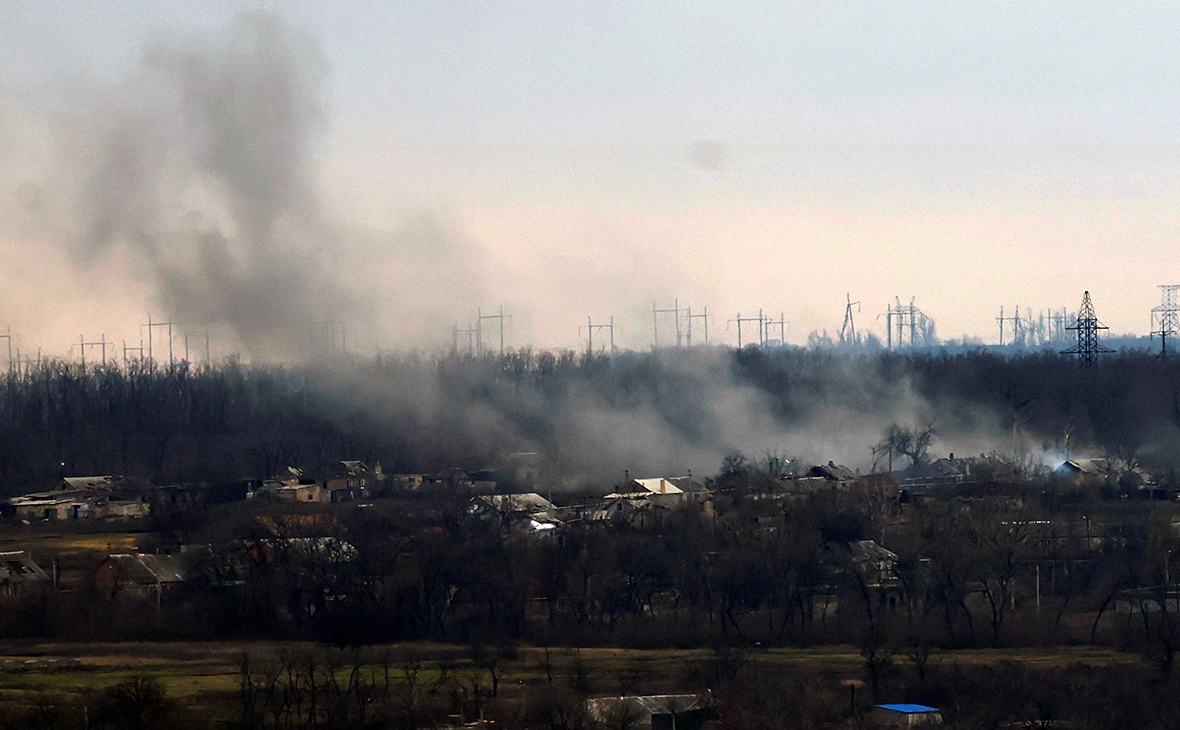 Clodagh Kilcoyne / Reuters