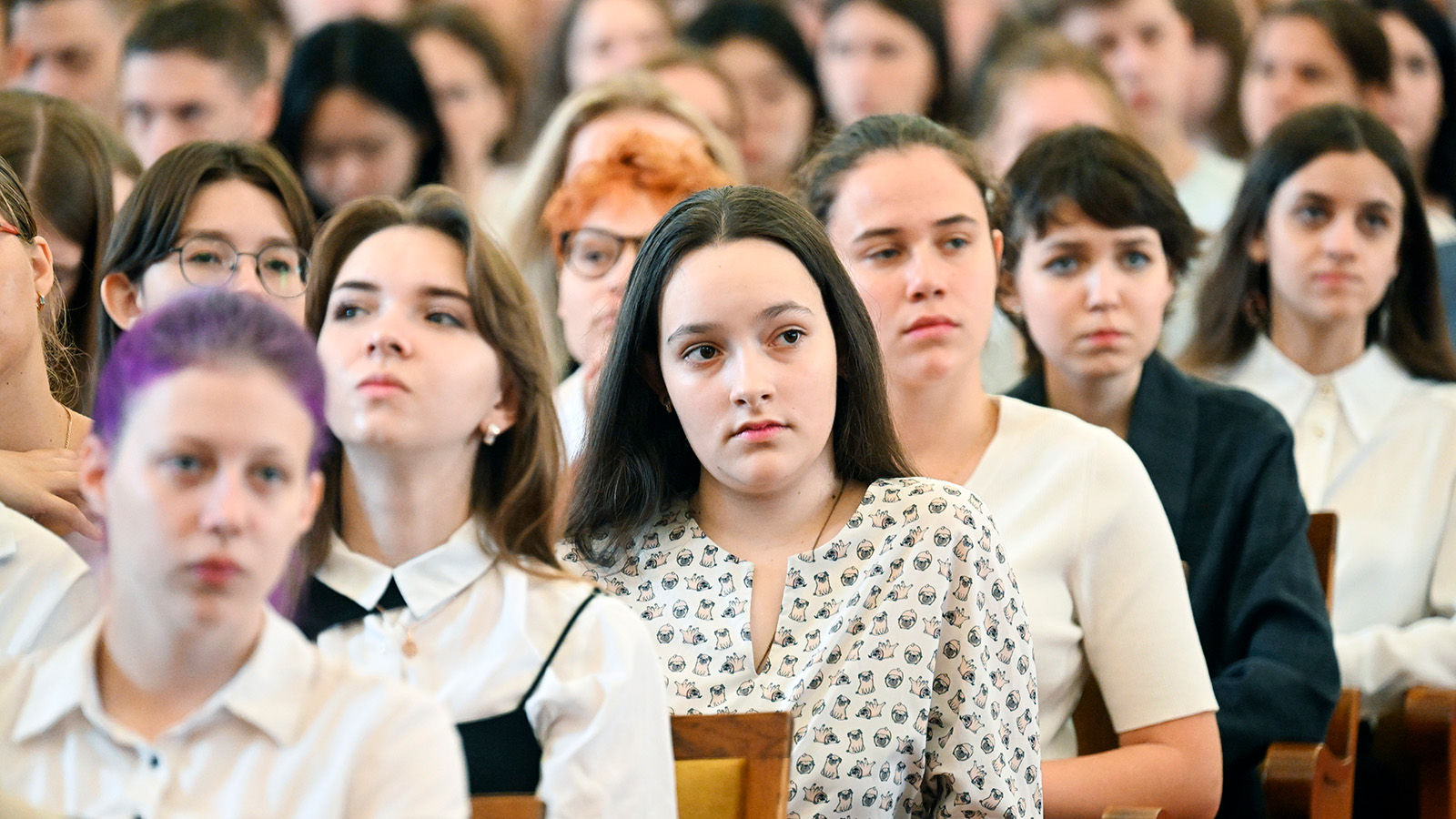 <p>Студенты первого курса Московского государственного университета имени М. В. Ломоносова (МГУ)</p>