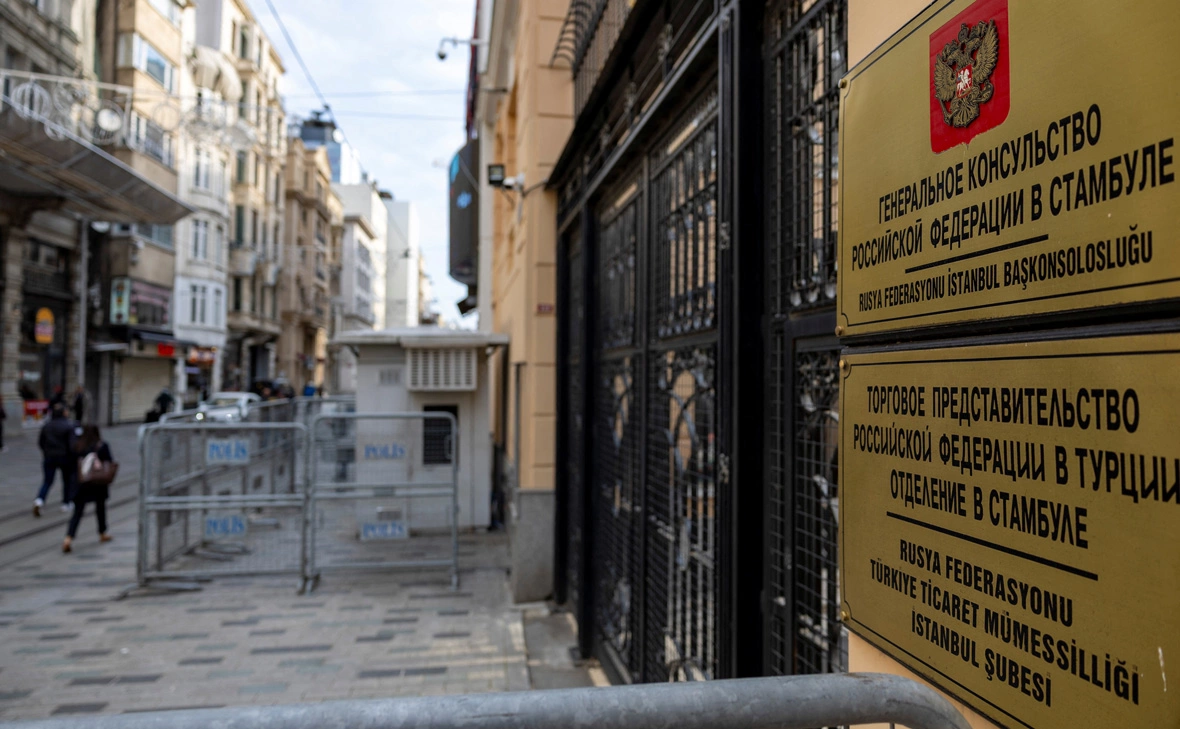 Umit Bektas / Reuters