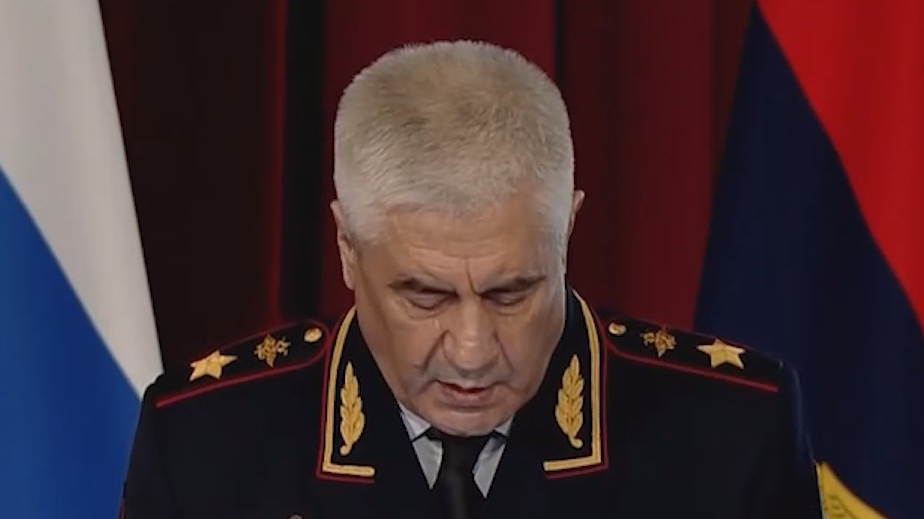 Глава МВД сообщил об увольнении начальников, лишавших сотрудников отпуска