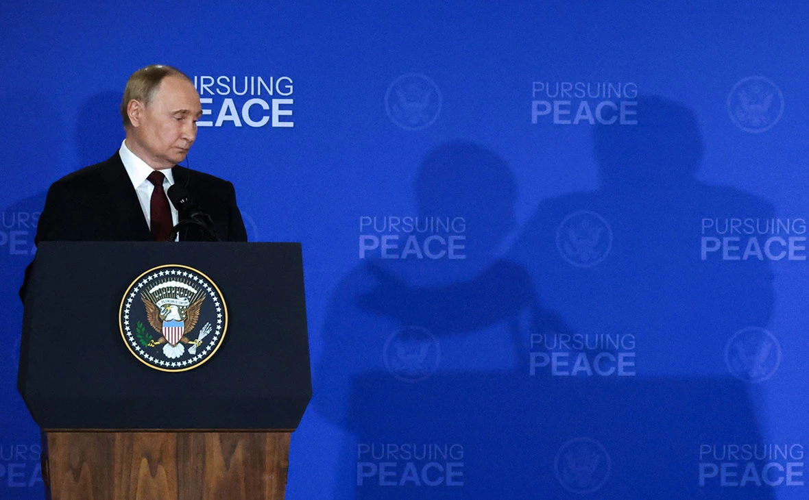 Jeenah Moon / Reuters