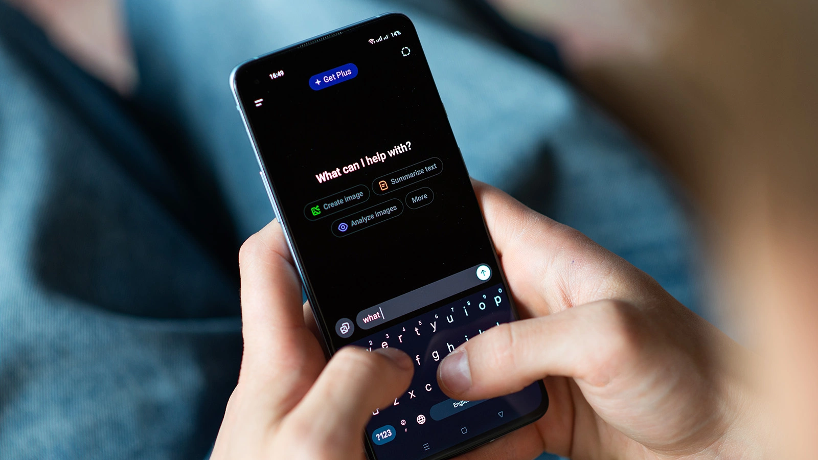 ChatGPT научили определять возраст пользователей. Зачем это нужно