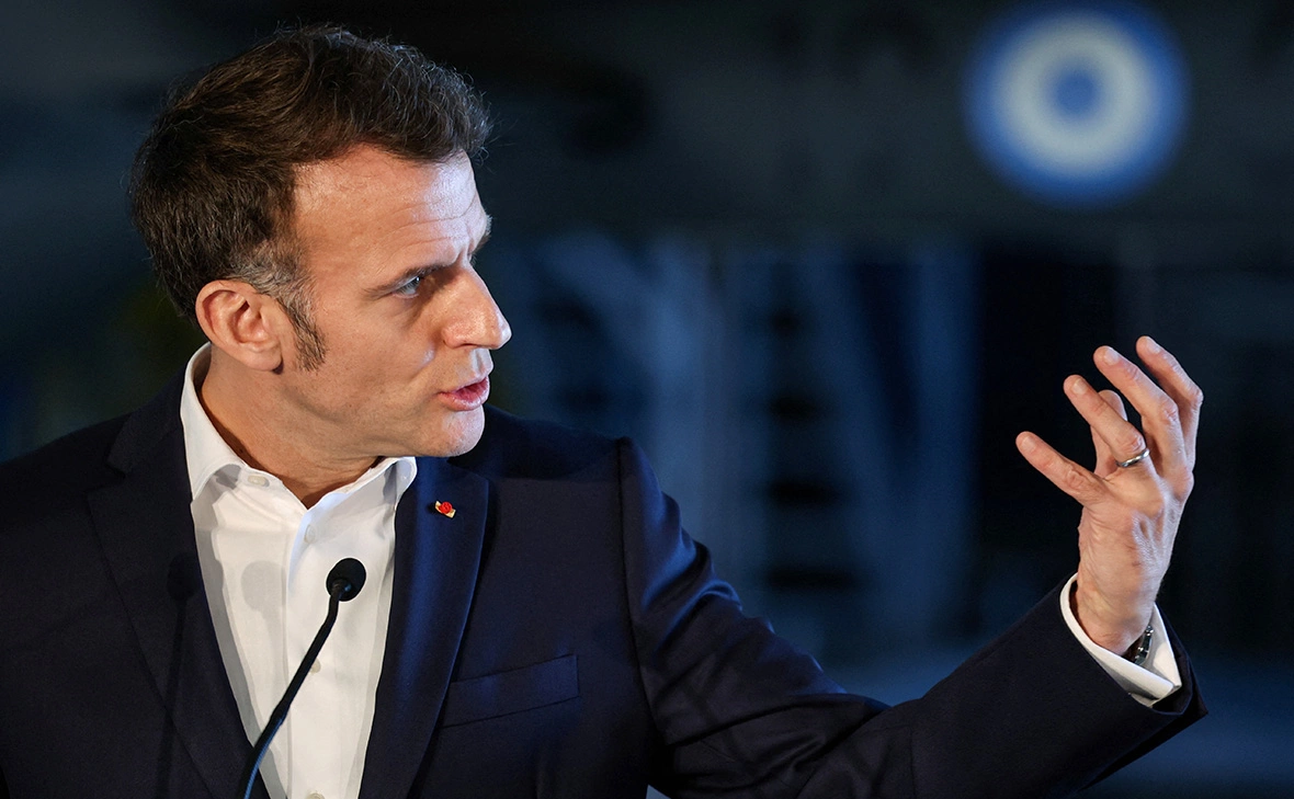 Yiannis Kourtoglou / Reuters