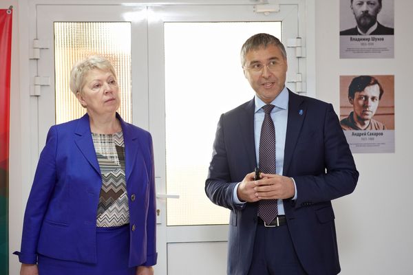 Министр Ольга Васильева начала знакомство с Тюменью с визита в ТюмГУ