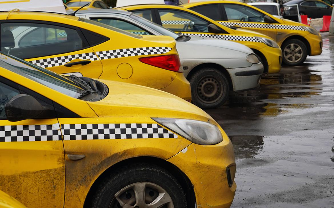 Таксисты оценили готовность пересесть на российские автомобили