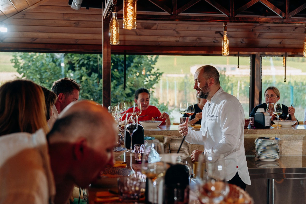 представлено комплексом «Винотеррия»