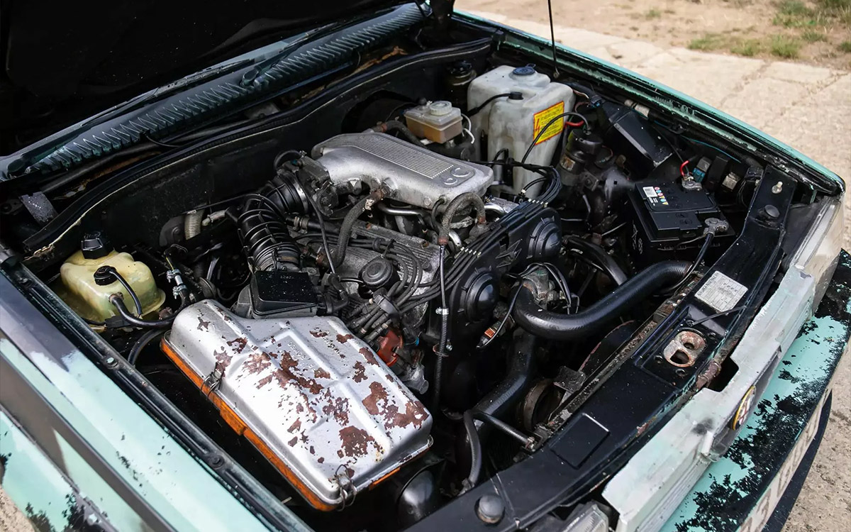 Alfa Romeo 75