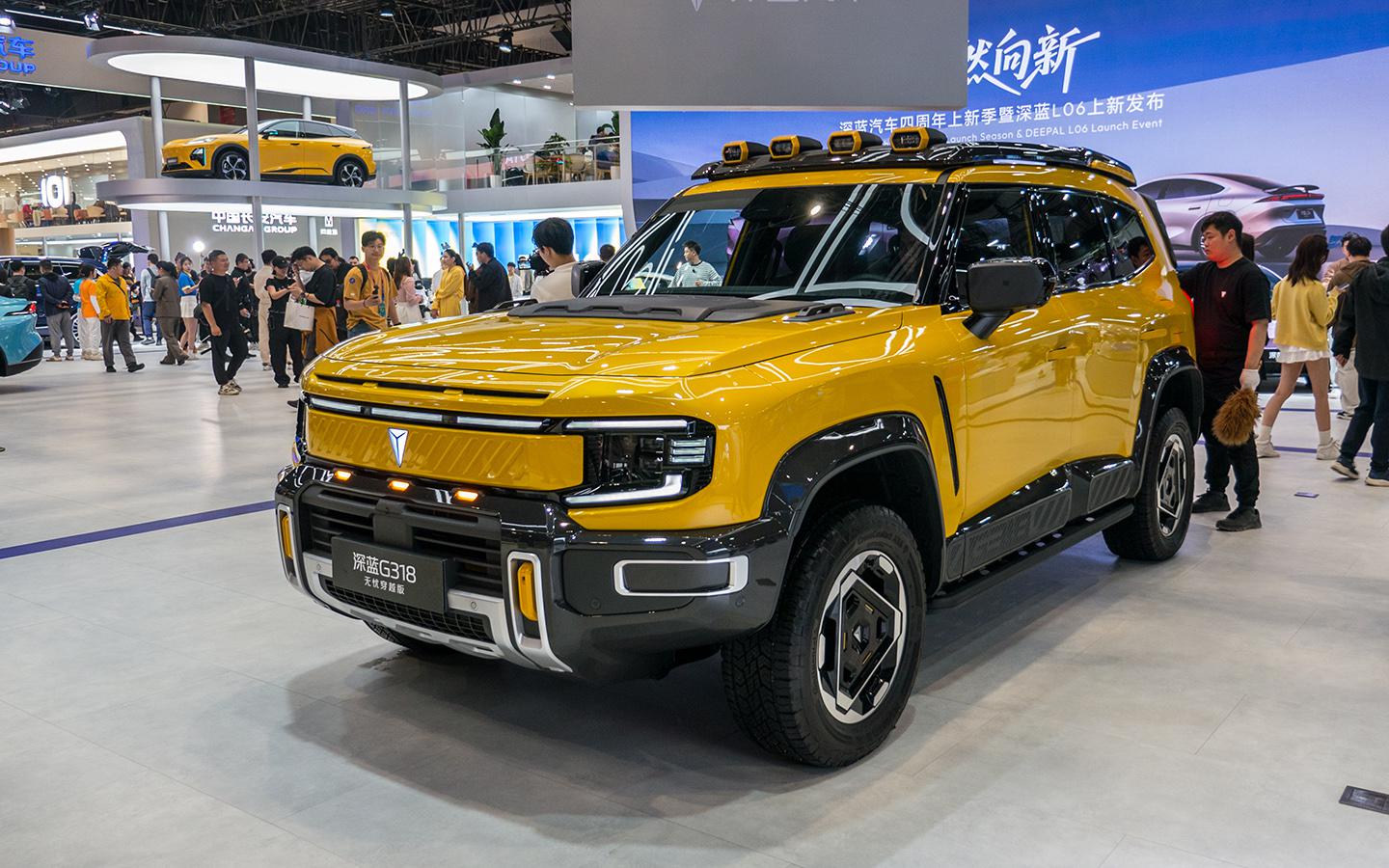 Deepal обновил кроссовер G318. Он управляется голосом