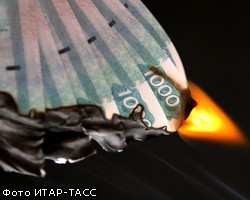 В нелегальном обменнике Москвы сожгли все деньги, пока УЭБ вскрывало двери