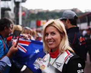 Единственная женщина - тест-пилот "Формулы-1" Marussia попала в серьезную аварию