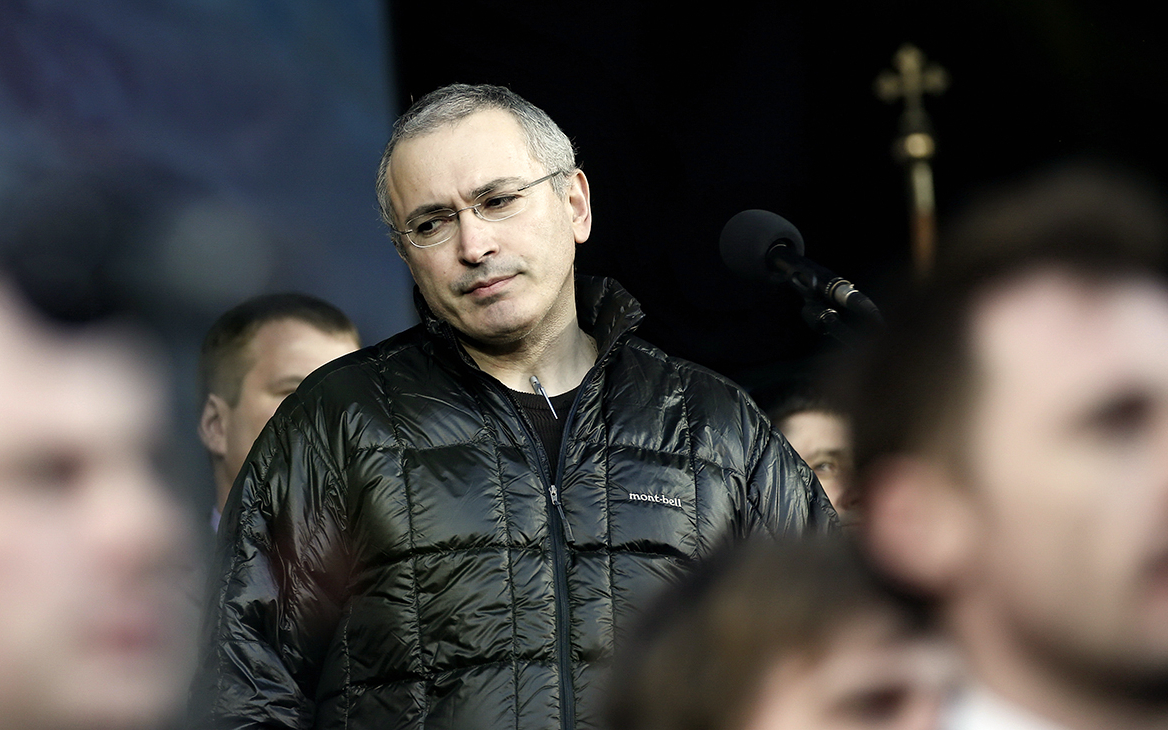 Путин заявил о косвенном признании вины Ходорковским перед помилованием