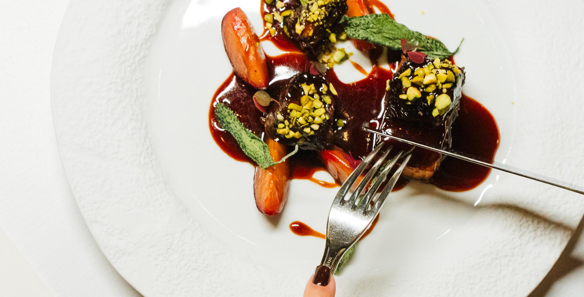 Какой ресторан выбрать: «Шум» в Москве, Корея на Патриках и кукисы