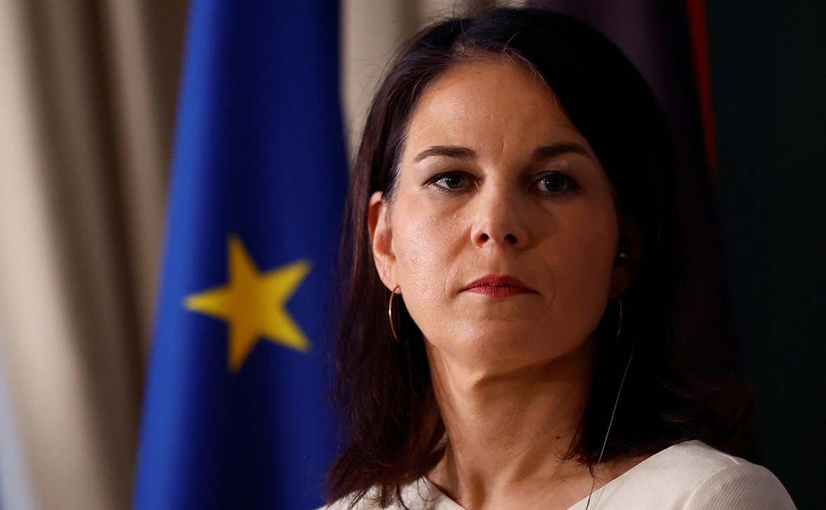 Sarah Meyssonnier / Reuters