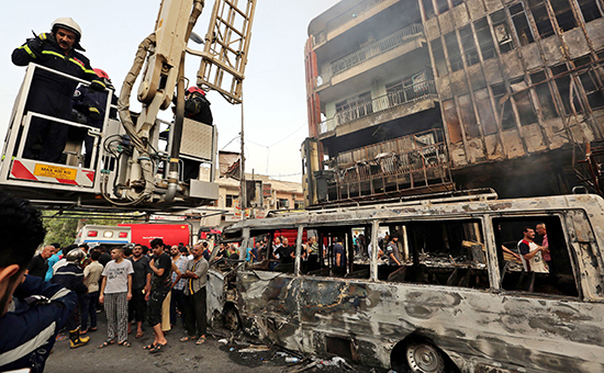 Работа спецслужб на&nbsp;месте взрыва в&nbsp;Багдаде
