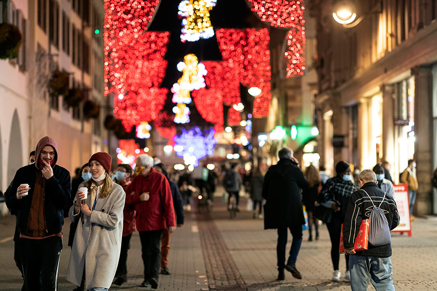 Рождественский шопинг в Страсбурге, Франция

Магазины в стране остаются&nbsp;открытыми