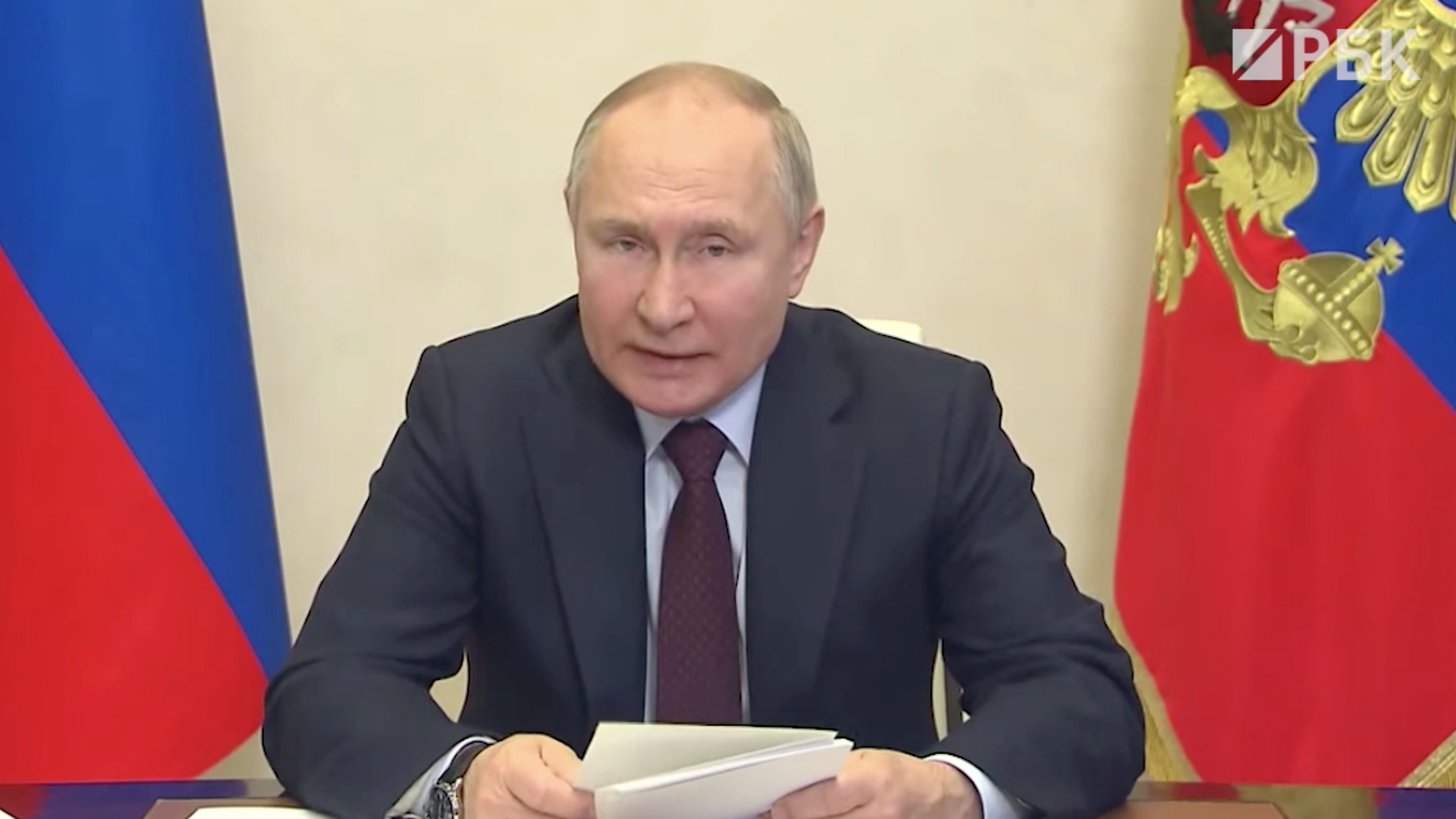 Путин поручил перестроить цепочки поставок в Арктике из-за санкций
