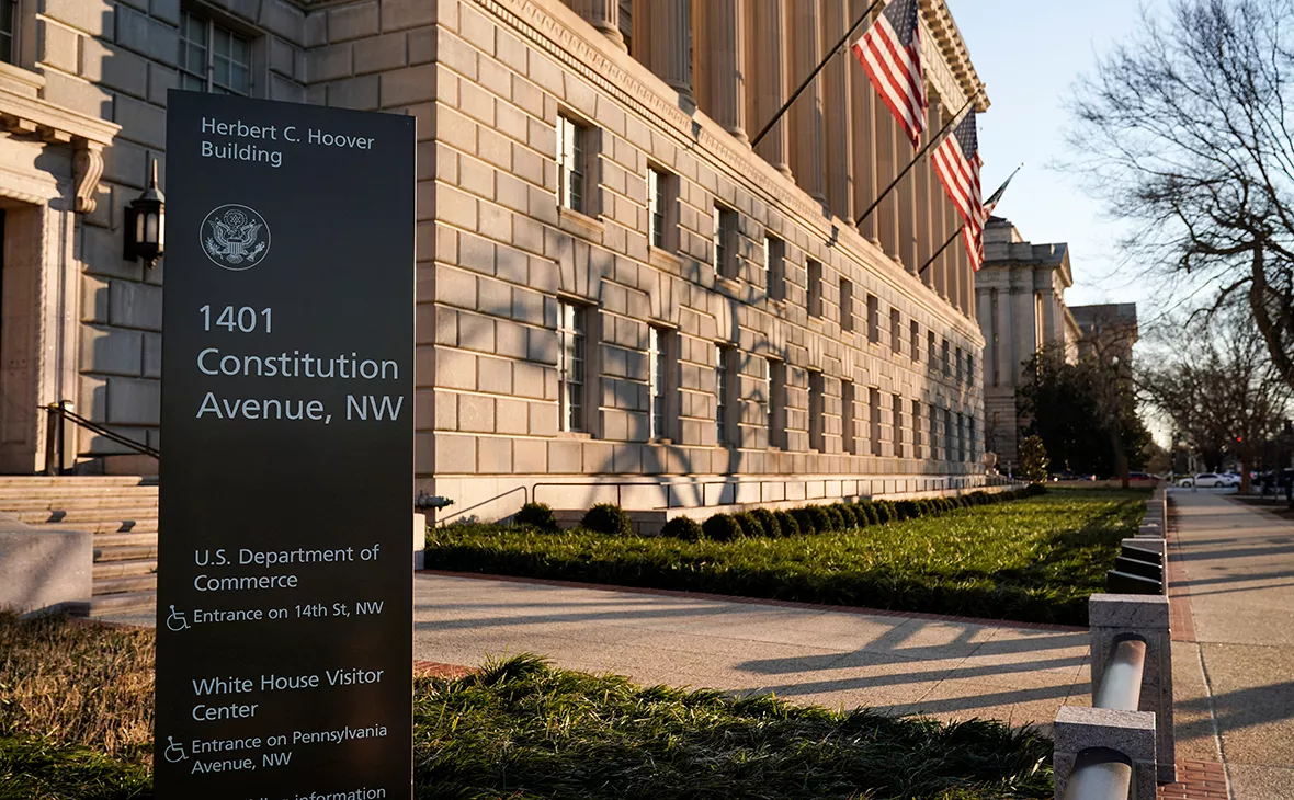 Joshua Roberts / Reuters