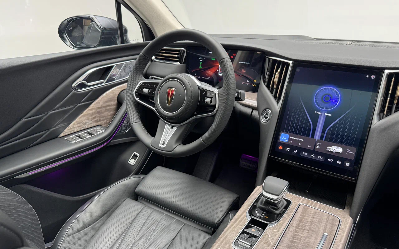Hongqi HS7
