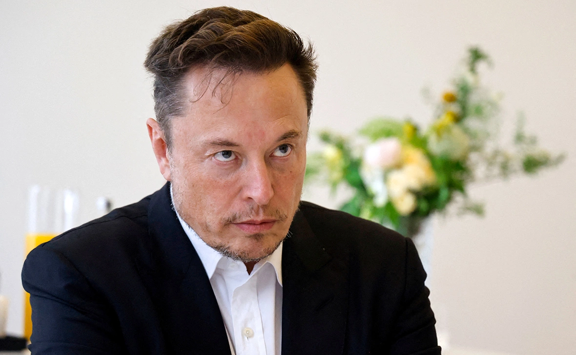 Ludovic Marin / Reuters