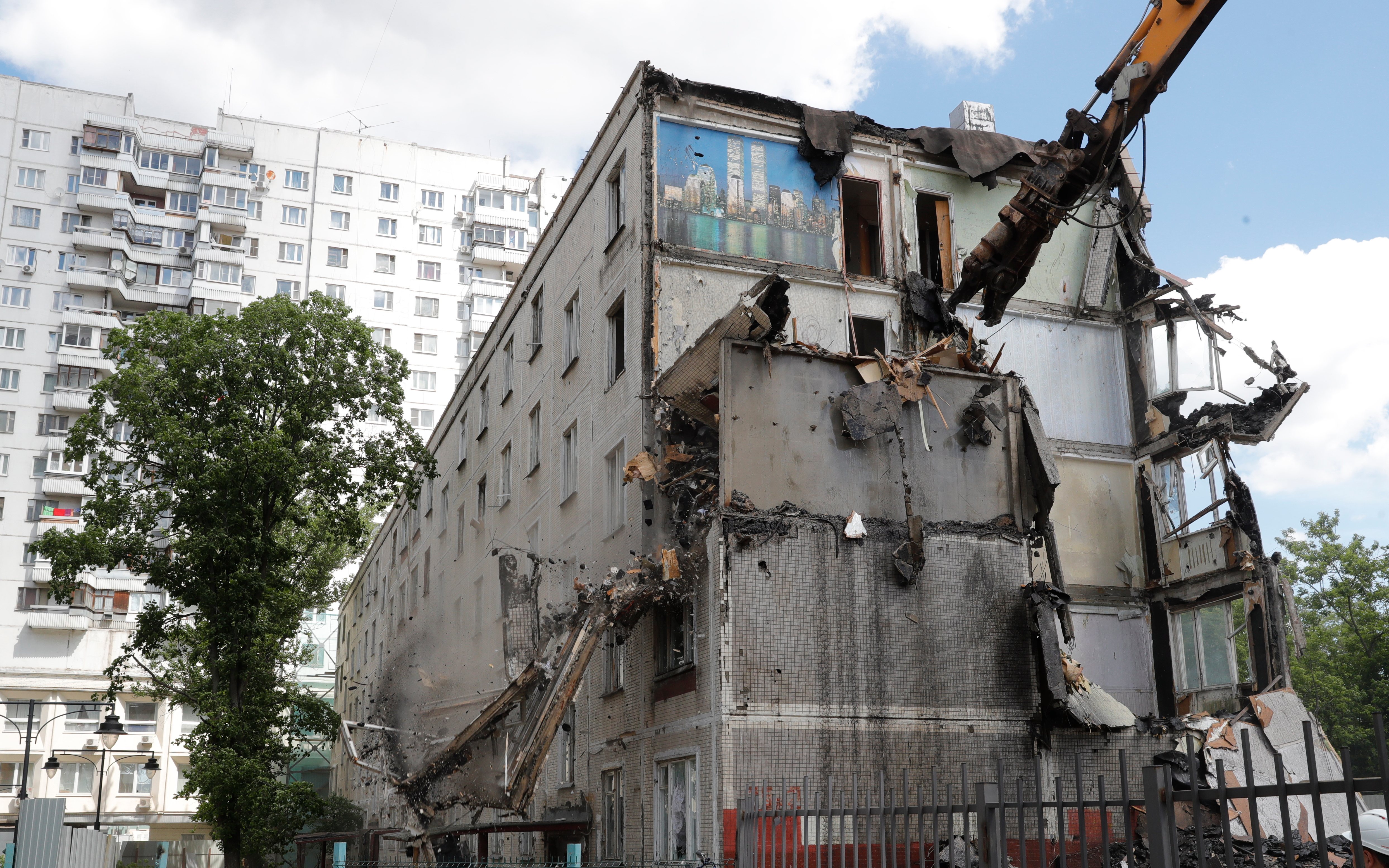 Хуснуллин заявил об ускорении сноса ветхого жилья в результате реновации