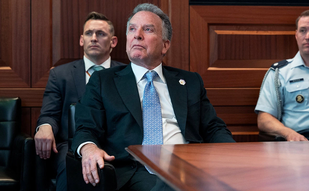 Daniel Torok / Reuters