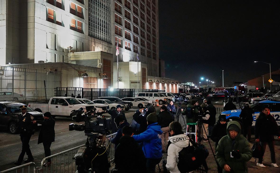 Центр содержания под стражей Metropolitan Detention Center, Нью-Йорк, США