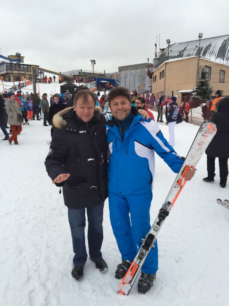 Игорь Бутман и Сергей Белоголовцев, основатель программы Лыжи мечты