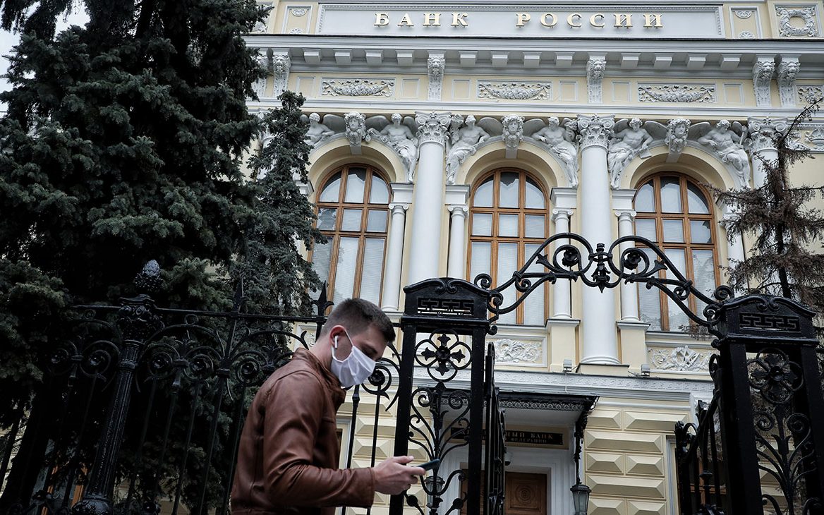 В ЦБ допустили расширение режима кредитных каникул для россиян