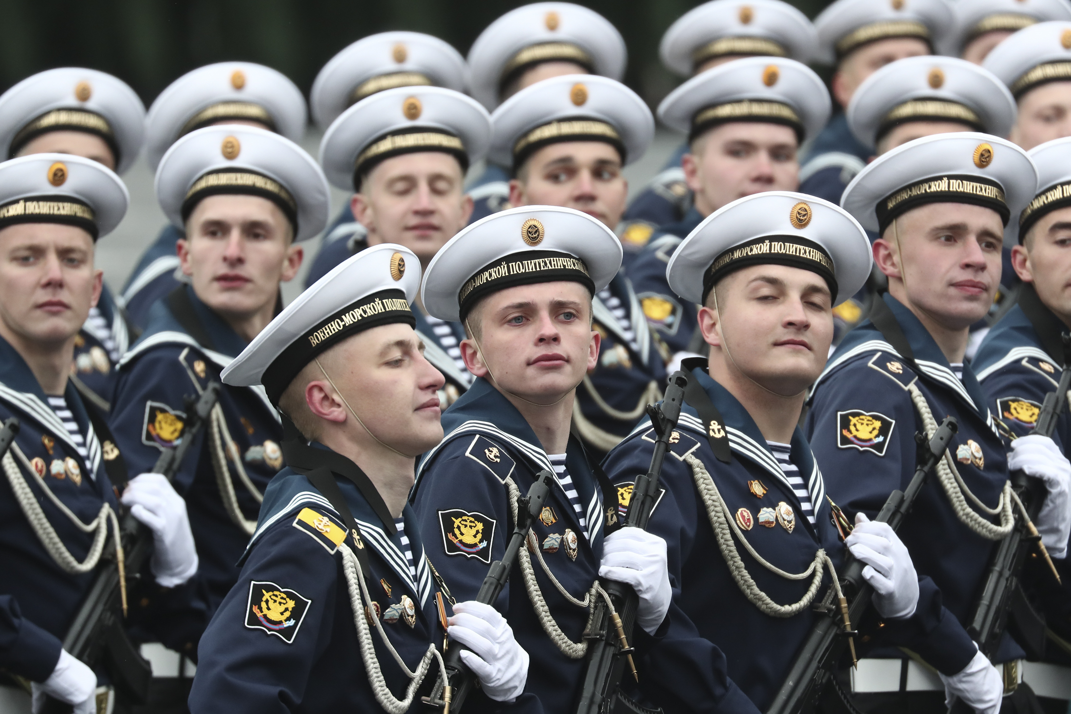 Парадный расчет Военно-морской академии имени адмирала Кузнецова